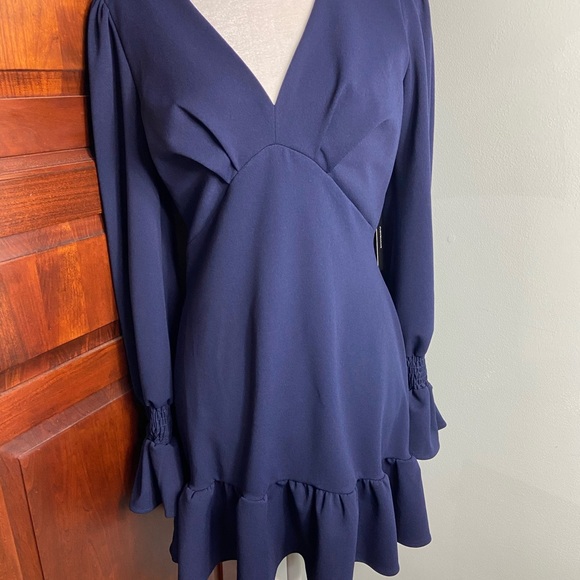 Lulus navy mini dress. Size L - Picture 1 of 4